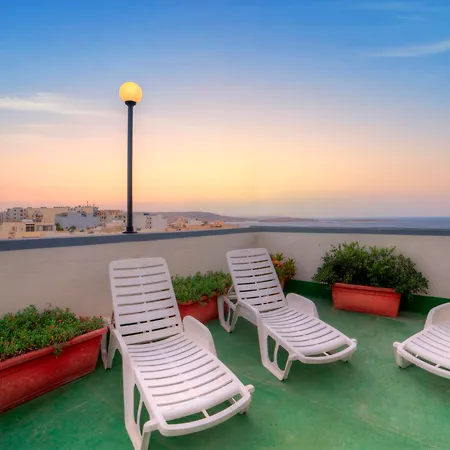 Primera Hotel