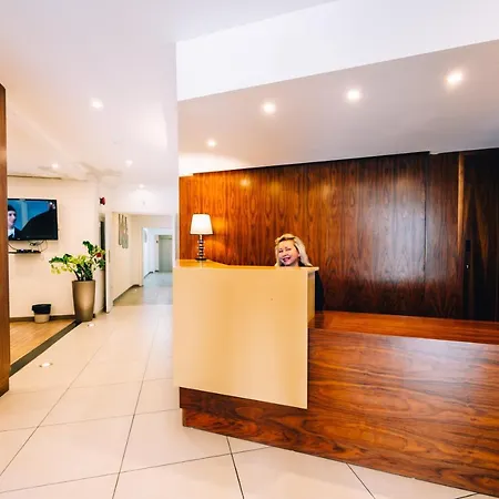 Hotel Primera 3*