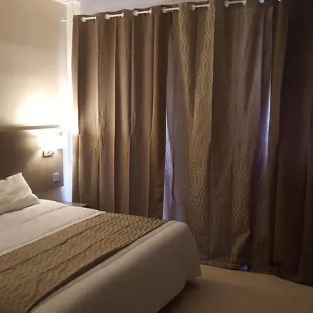 Hotel Primera 3*