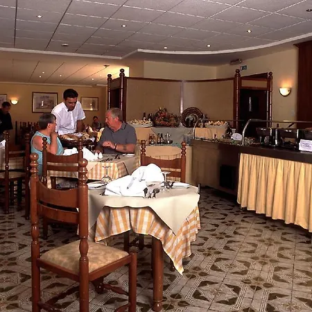 Primera Hotel