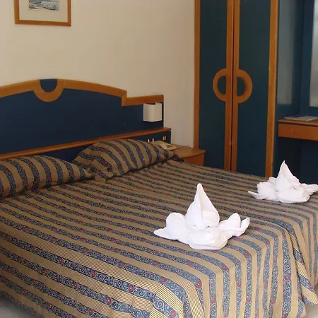 Primera 3* St Paul's Bay