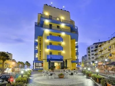 Hotel Primera 3*