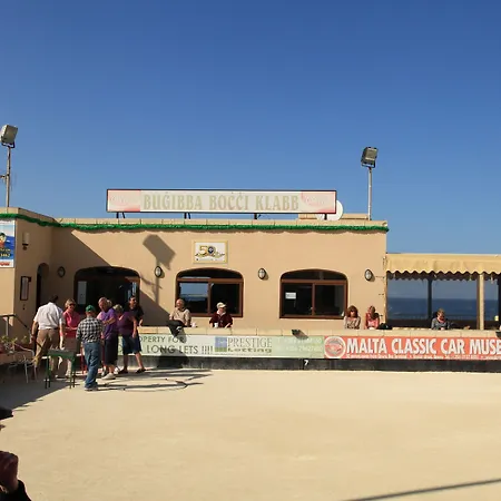 Ξενοδοχείο Primera 3*