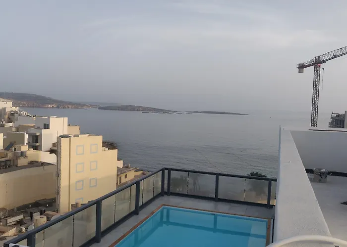 Primera Ξενοδοχείο